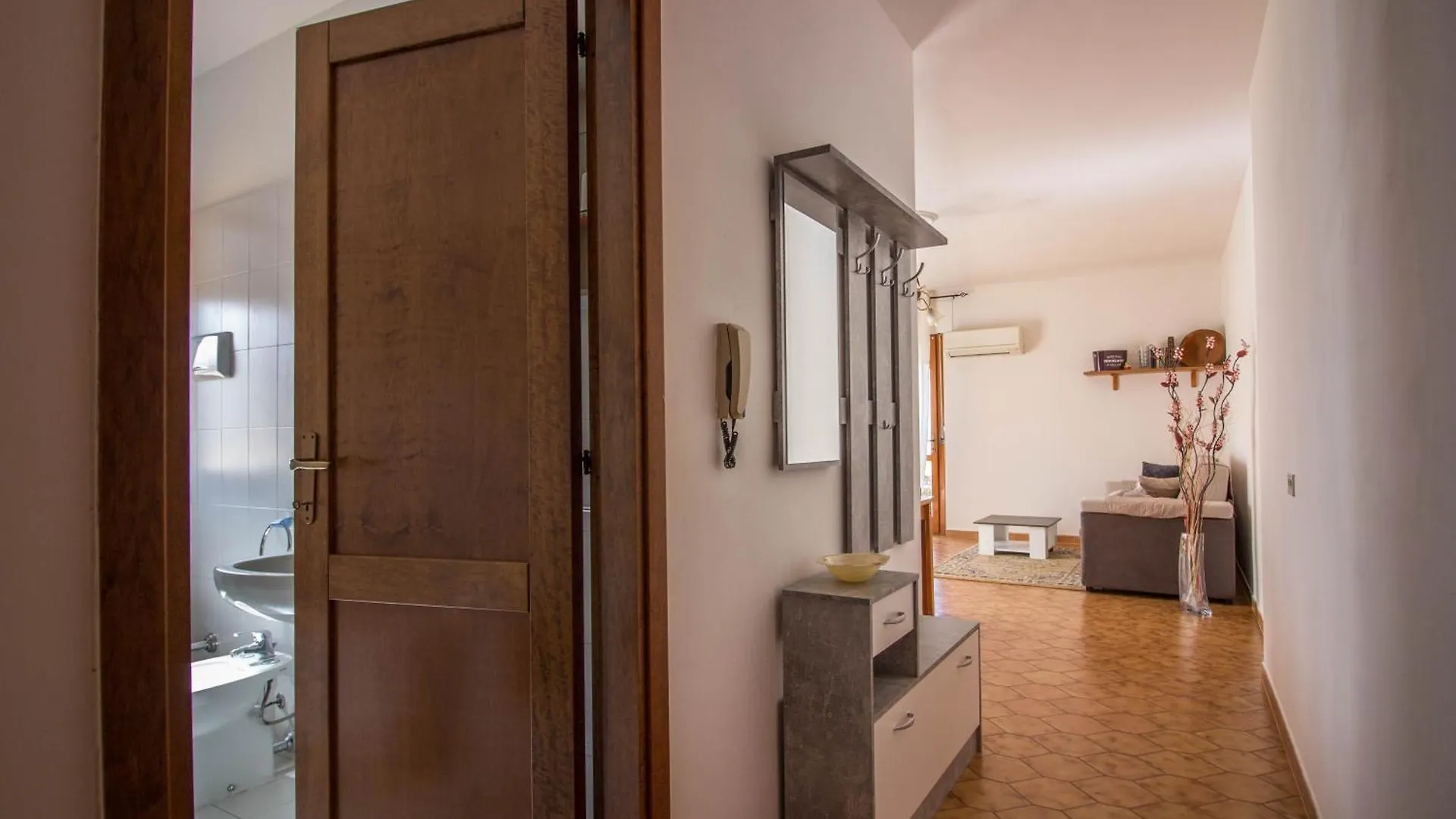 Olbia - Comfy Apartment Near The Airport! Italia